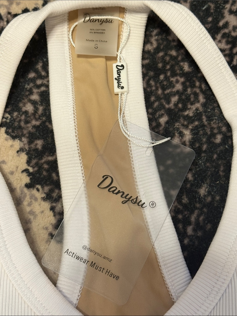 White Ribbed V-Neck Halter Tank - Picture 2 of 5